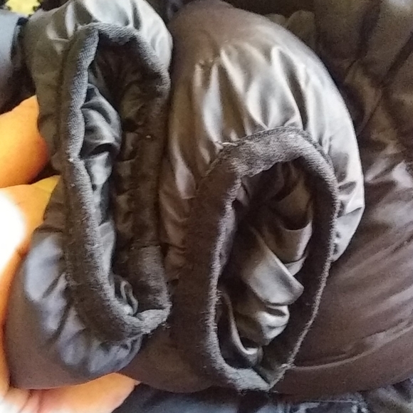 VGUC Sherpa (faux) lined puffer coat - Picture 3 of 12